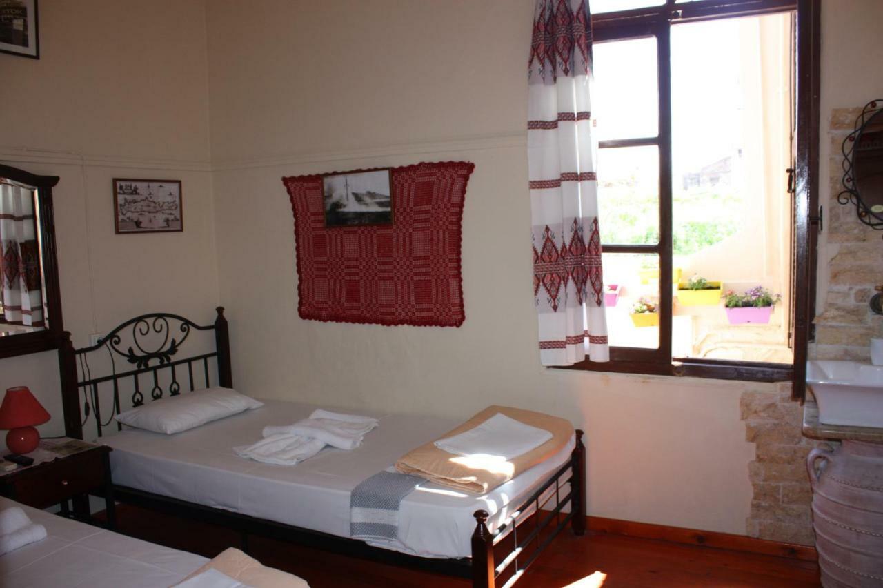 Mmebassia Bed & Breakfast Chania  Luaran gambar