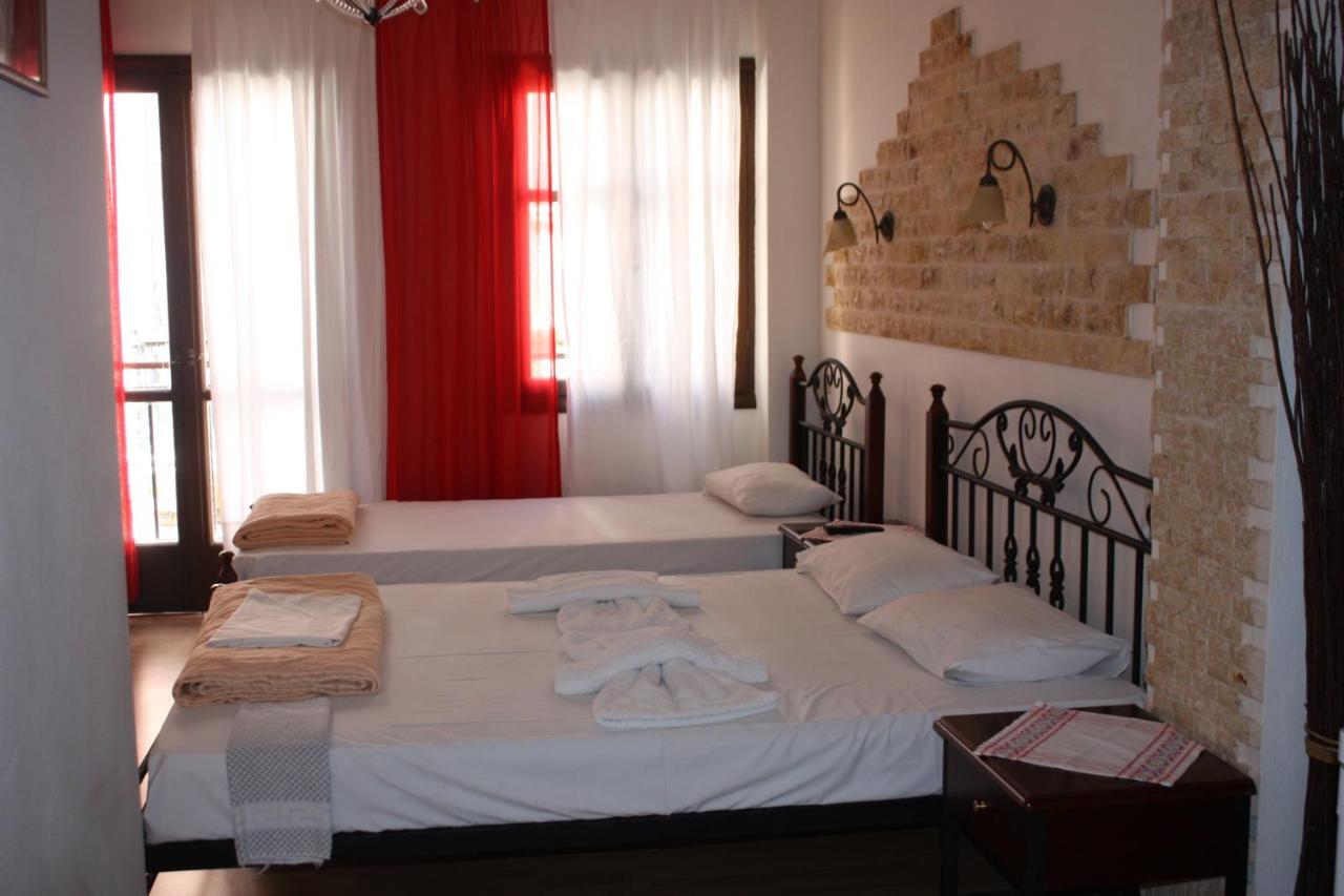 Mmebassia Bed & Breakfast Chania  Bilik gambar